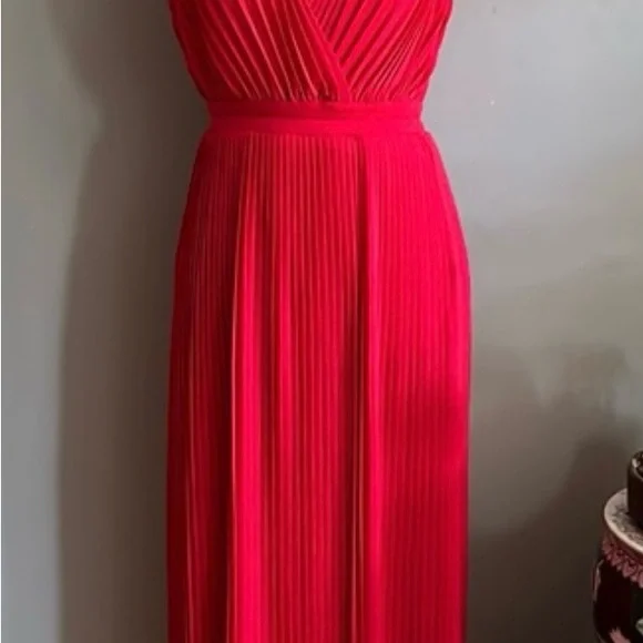 Rare Find Tracy Reese Pleated Red Dress - Picture 2 of 6